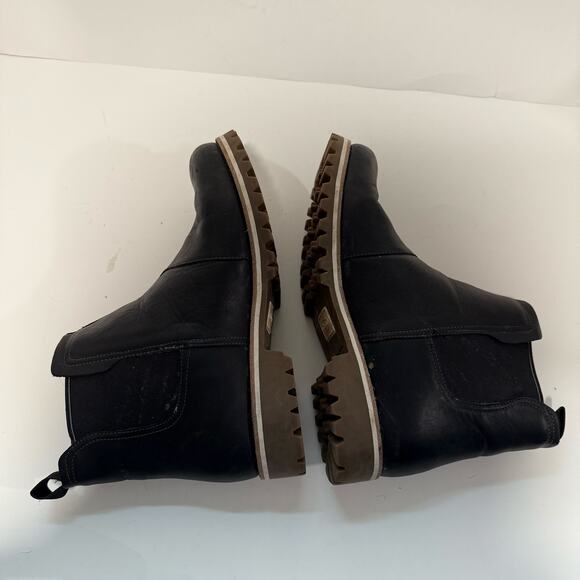 Chaco Women's Fields Chelsea Boots Black Leather 10 - Picture 9 of 9